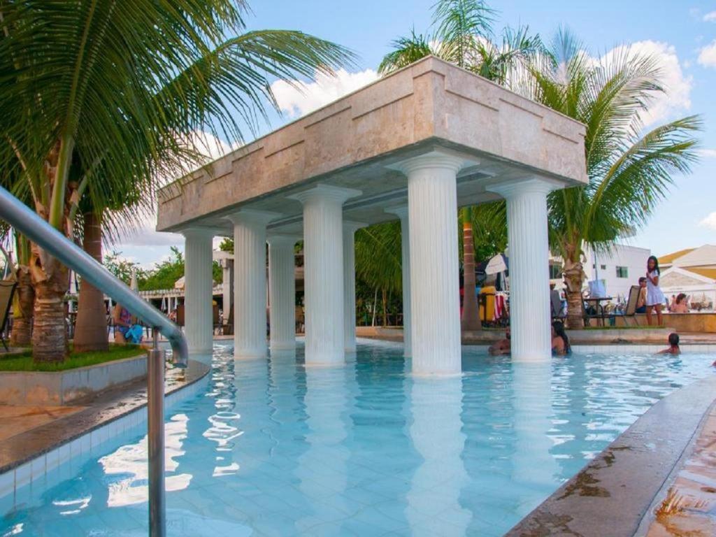 Lacqua Diroma Apartamento Completo Com Fogao, Geladeira, Micro-Ondas, Piscina 24H, Acomoda Ate 5 Pessoas Caldas Novas Exterior photo